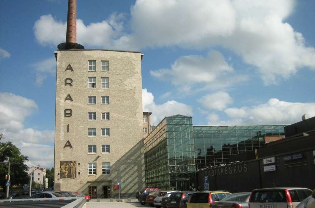 Innovation Home toimistot Helsingin Arabia135 -korttelin historiallisesta rakennuksesta