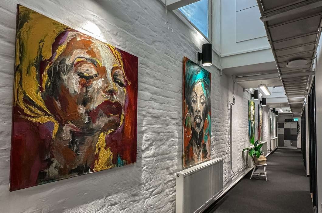 Inspiroiva ja valoisa coworking-tila Finlayson, Tampere