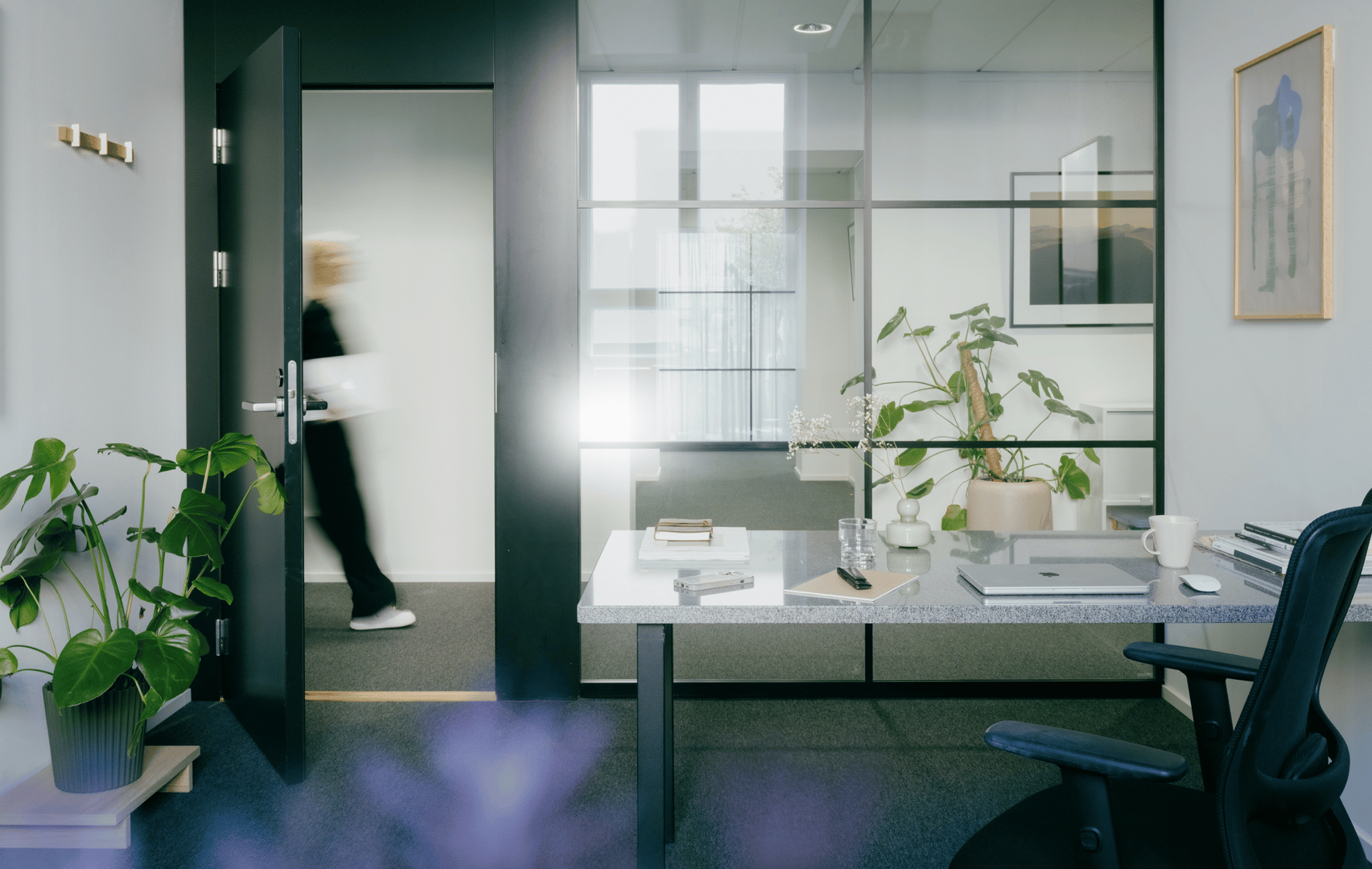 Valoisa toimistotila ja coworking-tilat Helsingissä ja Tampereella